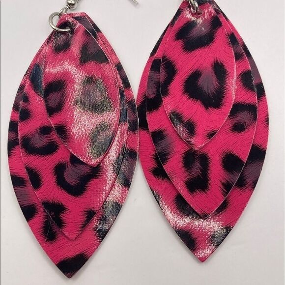 3 pairs animal print layered Faux Leather Earrings - Picture 2 of 7